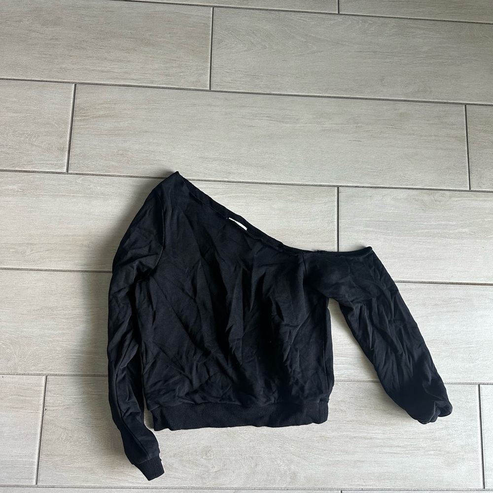 Superdown Black One-Shoulder Top - image 1